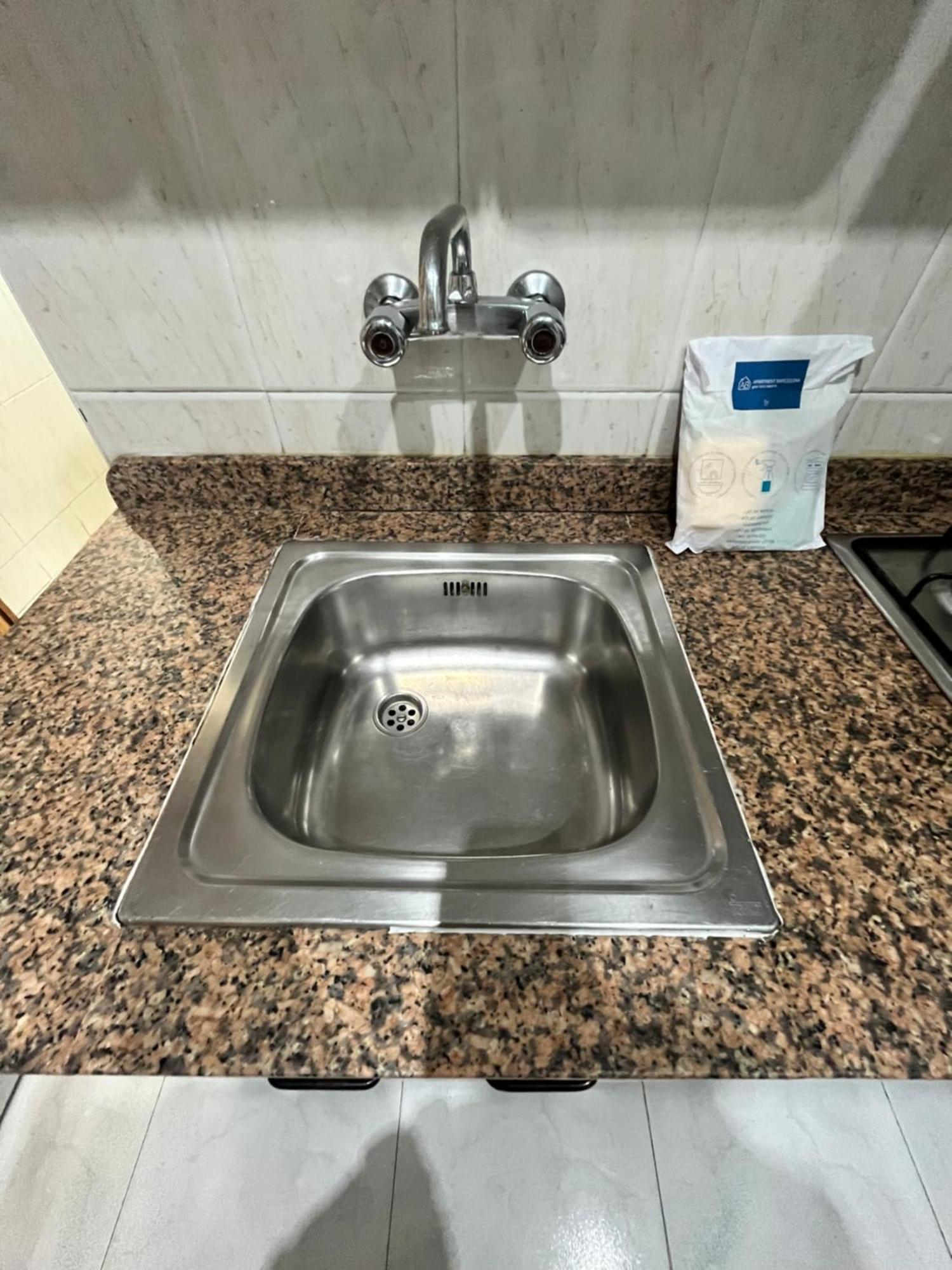 Bugo Luis Apartament Apartment บาร์เซโลนา ภายนอก รูปภาพ
